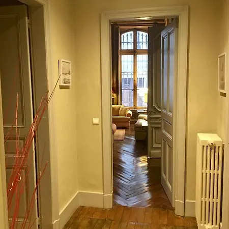 L Orangerie Spacieux Deluxe Dans Le Centre Historique Apartment *